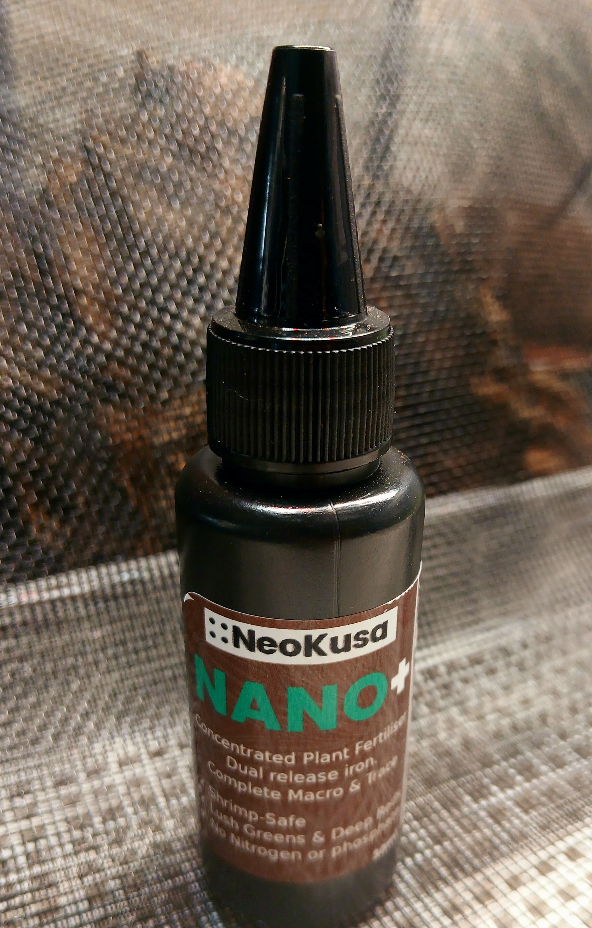 NeoKusa Nano+ aquarium plant fertiliser bottle front